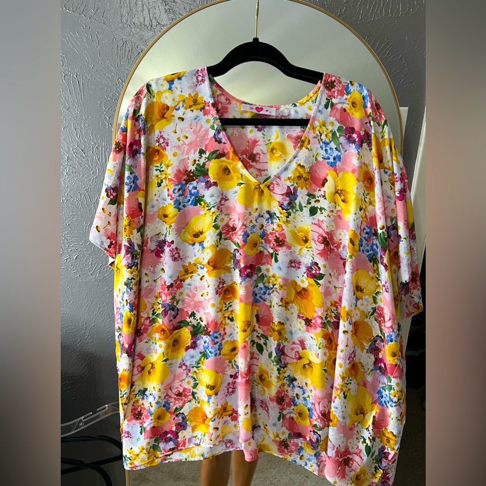 Buddy love tunic